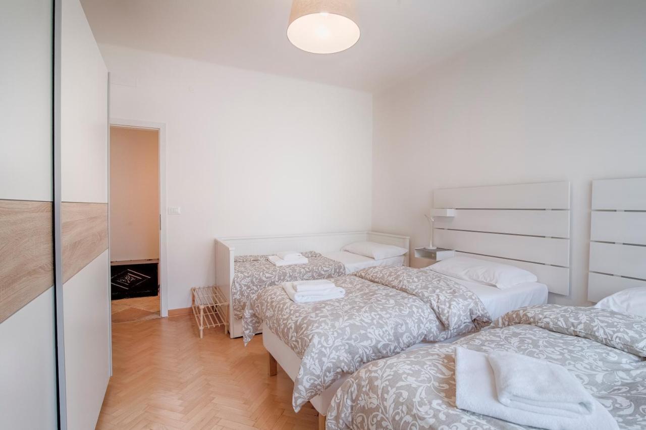 La Fine Del Mondo Apartment Trieste Luaran gambar