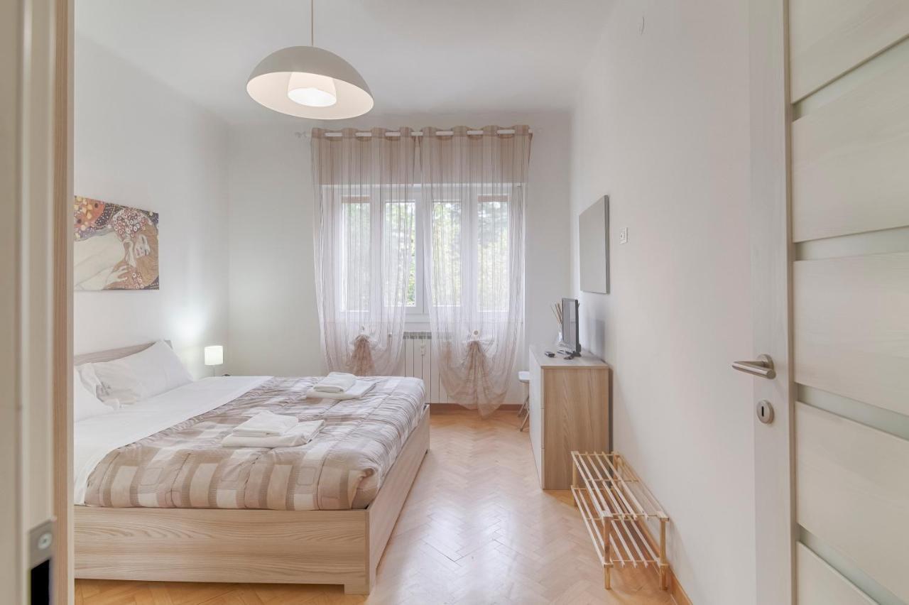 La Fine Del Mondo Apartment Trieste Luaran gambar